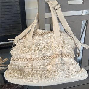 Universal Thread Cream and Brown Travel Bag